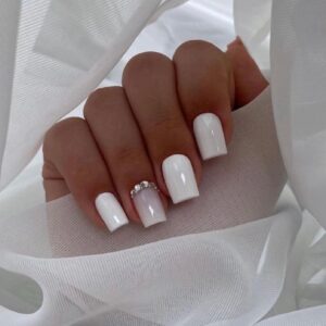 Damla Hüner Uzm Estetisyen