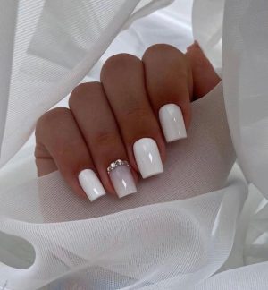 Damla Hüner Uzm Estetisyen